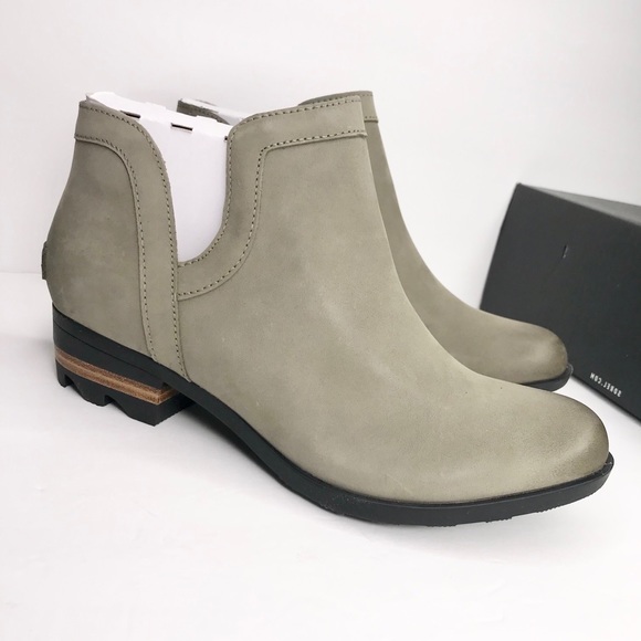 NIB Sorel Lolla Cut Out Booties Nubuck -Waterproof - Picture 12 of 16